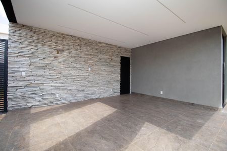 Casa à venda com 508m², 3 quartos e 2 vagas Casa à venda com 508m², 3 quartos e 2 vagasGaragem