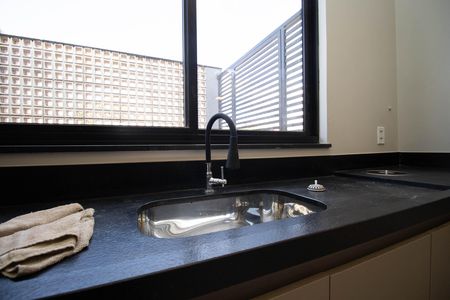 Casa à venda com 508m², 3 quartos e 2 vagas Casa à venda com 508m², 3 quartos e 2 vagasCozinha