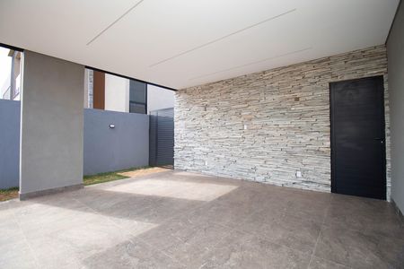Garagem de casa à venda com 3 quartos, 508m² em Sh Tororó, Brasília