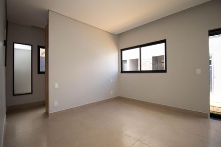 Casa à venda com 508m², 3 quartos e 2 vagas Casa à venda com 508m², 3 quartos e 2 vagasSuíte 3