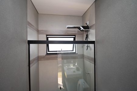Casa à venda com 508m², 3 quartos e 2 vagas Casa à venda com 508m², 3 quartos e 2 vagasBanheiro
