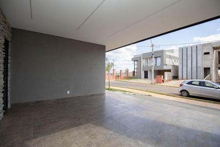 Casa à venda com 508m², 3 quartos e 2 vagas Casa à venda com 508m², 3 quartos e 2 vagasGaragem