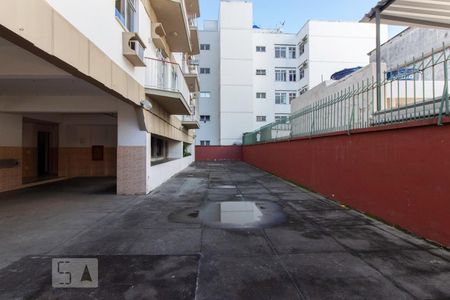 Apartamento para alugar com 98m², 2 quartos e 1 vaga Apartamento para alugar com 98m², 2 quartos e 1 vagaÁrea comum