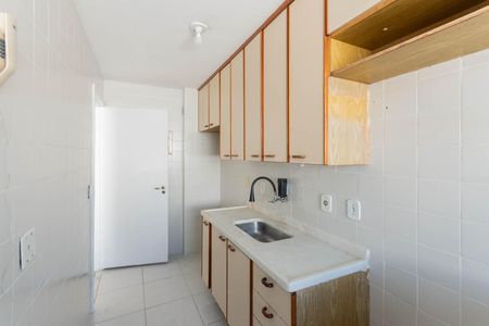 Apartamento para alugar com 98m², 2 quartos e 1 vagaCozinha e Área de Serviço