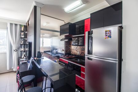 Cozinha de apartamento à venda com 2 quartos, 51m² em Vila Sao Joao, Barueri