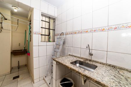 Cozinha de apartamento para alugar com 2 quartos, 50m² em Horto Florestal, Belo Horizonte
