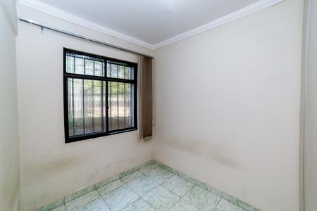Quarto 2 de apartamento para alugar com 2 quartos, 50m² em Horto Florestal, Belo Horizonte