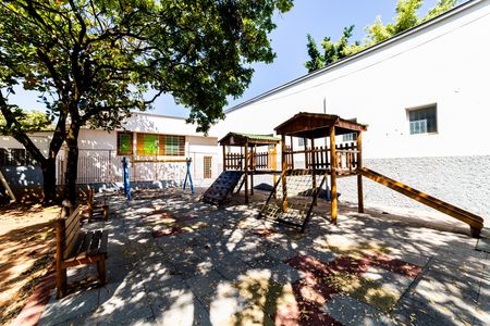 Área comum - Playground de apartamento para alugar com 2 quartos, 50m² em Horto Florestal, Belo Horizonte