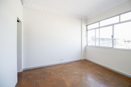 Sala 1 de apartamento para alugar com 4 quartos, 150m² em Bonsucesso, Rio de Janeiro