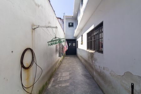 Quintal de casa à venda com 4 quartos, 120m² em Conjunto Residencial José Bonifácio, São Paulo