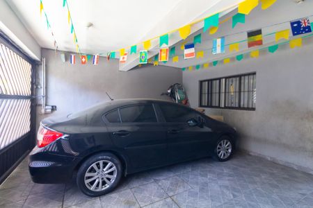Garagem de casa à venda com 4 quartos, 120m² em Conjunto Residencial José Bonifácio, São Paulo