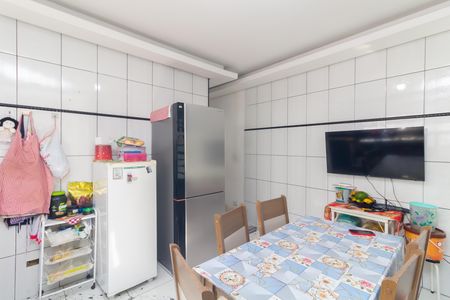 Cozinha de casa à venda com 4 quartos, 120m² em Conjunto Residencial José Bonifácio, São Paulo