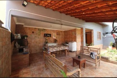 Casa à venda com 3 quartos, 200m² em Jardim Regina, Indaiatuba