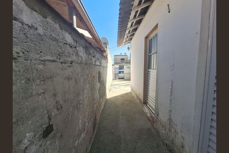 Casa para alugar com 1 quarto, 20m² em Parque Maria Helena, Suzano