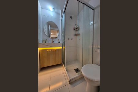 Apartamento para alugar com 70m², 1 quarto e 1 vaga Apartamento para alugar com 70m², 1 quarto e 1 vagaBanheiro da Suíte 1