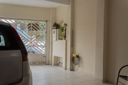 Garagem de casa à venda com 3 quartos, 160m² em Baeta Neves, São Bernardo do Campo