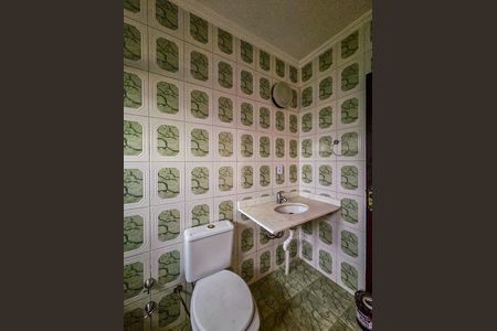 Casa de condomínio para alugar com 170m², 3 quartos e 1 vaga