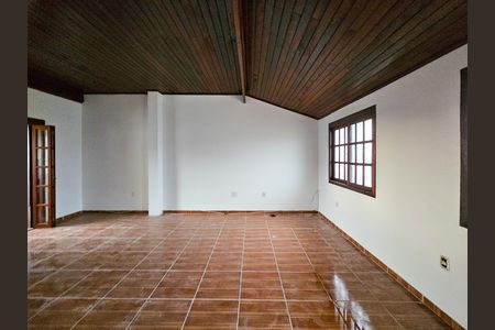 Casa de condomínio para alugar com 170m², 3 quartos e 1 vaga
