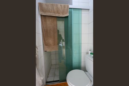 Banheiro de apartamento à venda com 1 quarto, 32m² em Vila Andrade, São Paulo