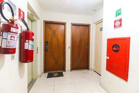 Apartamento para alugar com 55m², 2 quartos e 1 vagaHall