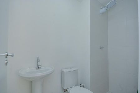 Banheiro de apartamento para alugar com 2 quartos, 32m² em Socorro, São Paulo