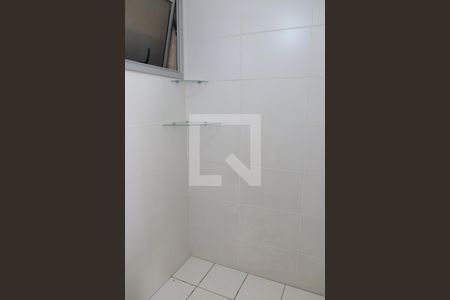 Banheiro de apartamento para alugar com 2 quartos, 62m² em Vila Jaragua, Goiânia