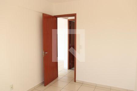 Quarto 01 de apartamento para alugar com 2 quartos, 62m² em Vila Jaragua, Goiânia