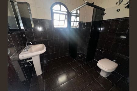 Banheiro 1 de casa para alugar com 3 quartos, 115m² em Jardim Belval, Barueri