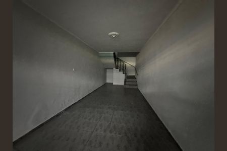 Garagem de casa para alugar com 3 quartos, 115m² em Jardim Belval, Barueri