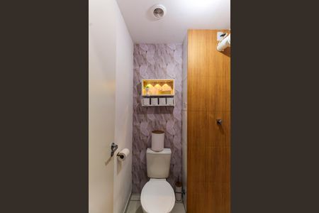 Apartamento para alugar com 36m², 2 quartos e sem vaga Apartamento para alugar com 36m², 2 quartos e sem vagaBanheiro