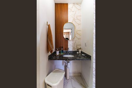 Apartamento para alugar com 36m², 2 quartos e sem vaga Apartamento para alugar com 36m², 2 quartos e sem vagaBanheiro