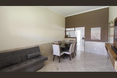 Casa de condomínio para alugar com 66m², 2 quartos e 1 vagaSala