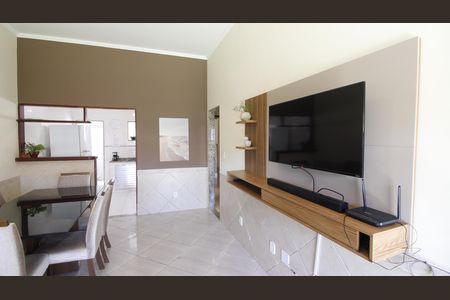 Casa de condomínio para alugar com 66m², 2 quartos e 1 vagaSala