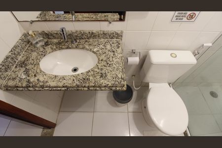 Casa de condomínio para alugar com 66m², 2 quartos e 1 vagaBanheiro da Suíte 1