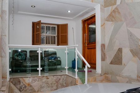 Garagem de casa à venda com 3 quartos, 154m² em Parque Luis Mucciolo, São Paulo
