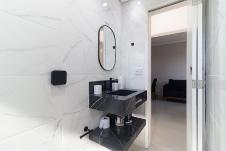 Banheiro de apartamento para alugar com 2 quartos, 70m² em Sacoma, São Paulo