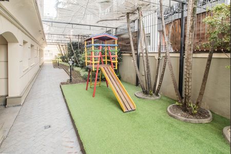 Apartamento para alugar com 68m², 2 quartos e 1 vaga Apartamento para alugar com 68m², 2 quartos e 1 vagaÁrea comum - Playground
