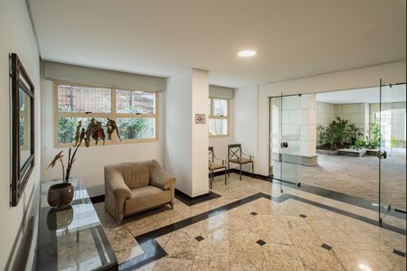 Apartamento para alugar com 68m², 2 quartos e 1 vaga Apartamento para alugar com 68m², 2 quartos e 1 vagaHall social