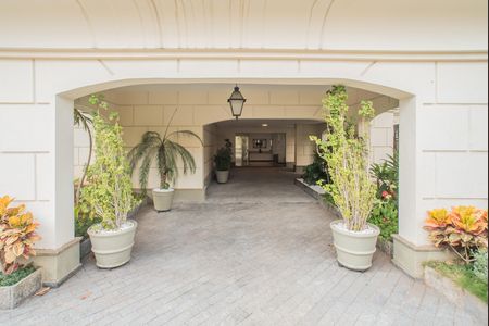 Apartamento para alugar com 68m², 2 quartos e 1 vaga Apartamento para alugar com 68m², 2 quartos e 1 vagaHall de entrada