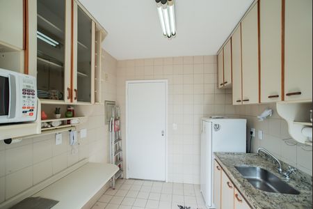 Apartamento para alugar com 68m², 2 quartos e 1 vaga Apartamento para alugar com 68m², 2 quartos e 1 vagaCozinha