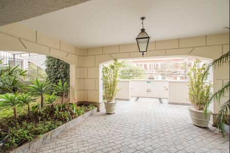 Apartamento para alugar com 68m², 2 quartos e 1 vaga Apartamento para alugar com 68m², 2 quartos e 1 vagaHall de entrada