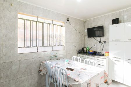 Cozinha de casa à venda com 4 quartos, 520m² em Rio Branco, Canoas
