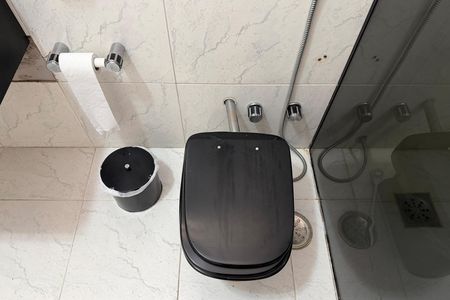 Casa para alugar com 200m², 4 quartos e 2 vagasBanheiro da Suíte
