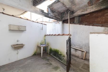 Casa para alugar com 80m², 2 quartos e 1 vaga Casa para alugar com 80m², 2 quartos e 1 vagaÁrea de Serviço