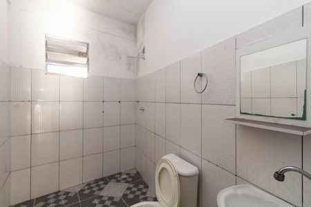 Casa para alugar com 80m², 2 quartos e 1 vaga Casa para alugar com 80m², 2 quartos e 1 vagaBanheiro