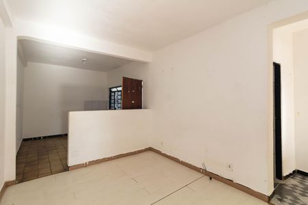 Casa para alugar com 80m², 2 quartos e 1 vaga