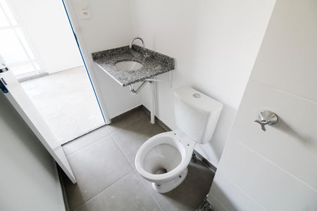 Banheiro de kitnet/studio à venda com 1 quarto, 27m² em Belenzinho, São Paulo