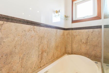 Banheiro da Suíte de apartamento para alugar com 3 quartos, 154m² em Marechal Rondon, Canoas