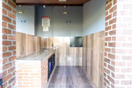 Área comum - Churrasqueira de apartamento à venda com 2 quartos, 39m² em Vila Nova, Porto Alegre