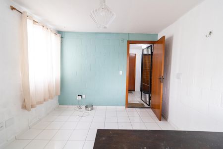 Sala de apartamento à venda com 2 quartos, 39m² em Vila Nova, Porto Alegre